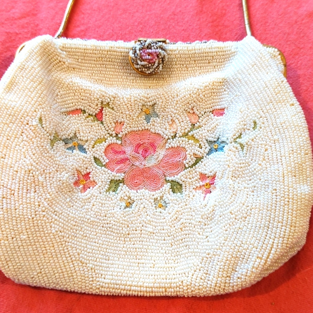 Vintage beaded wristlet